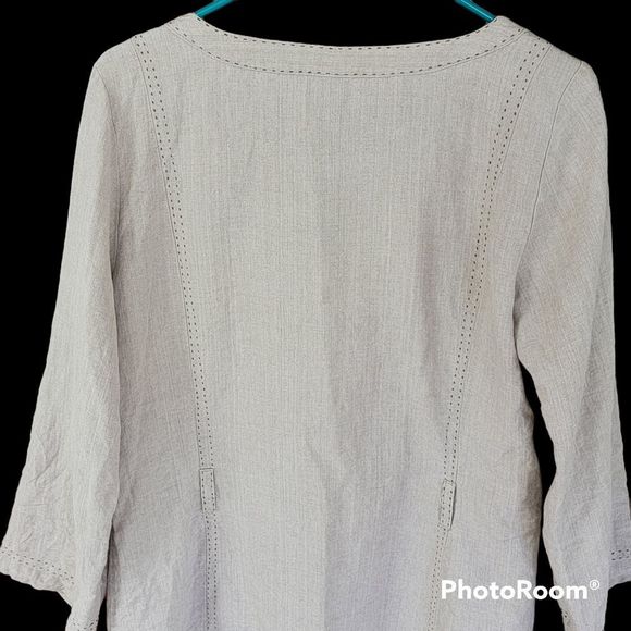 E-col-o-gie 100% Linen Button Down Top - Picture 12 of 15